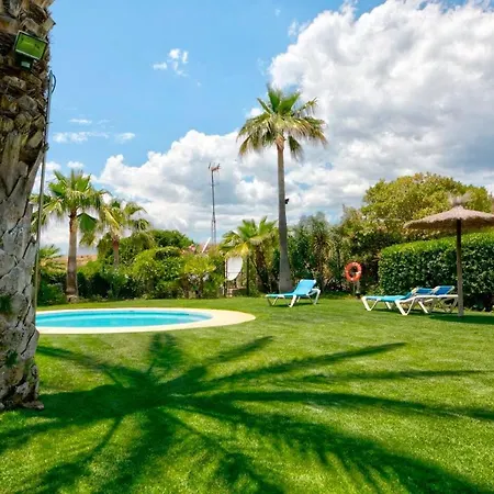 Royal W/shared Pool, Terrace &a/c Apartamento *