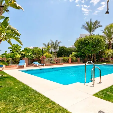 Apartamento Royal W/shared Pool, Terrace &a/c *