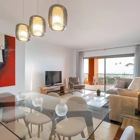Royal W/shared Pool, Terrace &a/c * Malaga